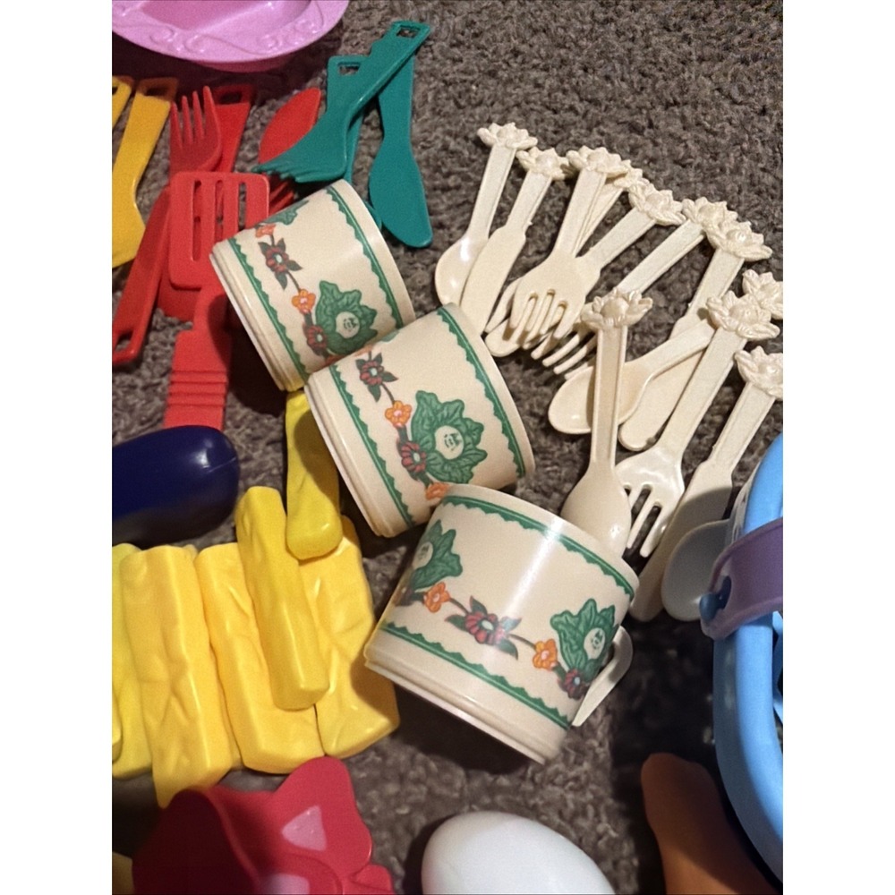 Huge Vintage Play Food Lot Play Kitchen Accessories Bowls Plates Food Mixed Lot - Picture 5 of 15